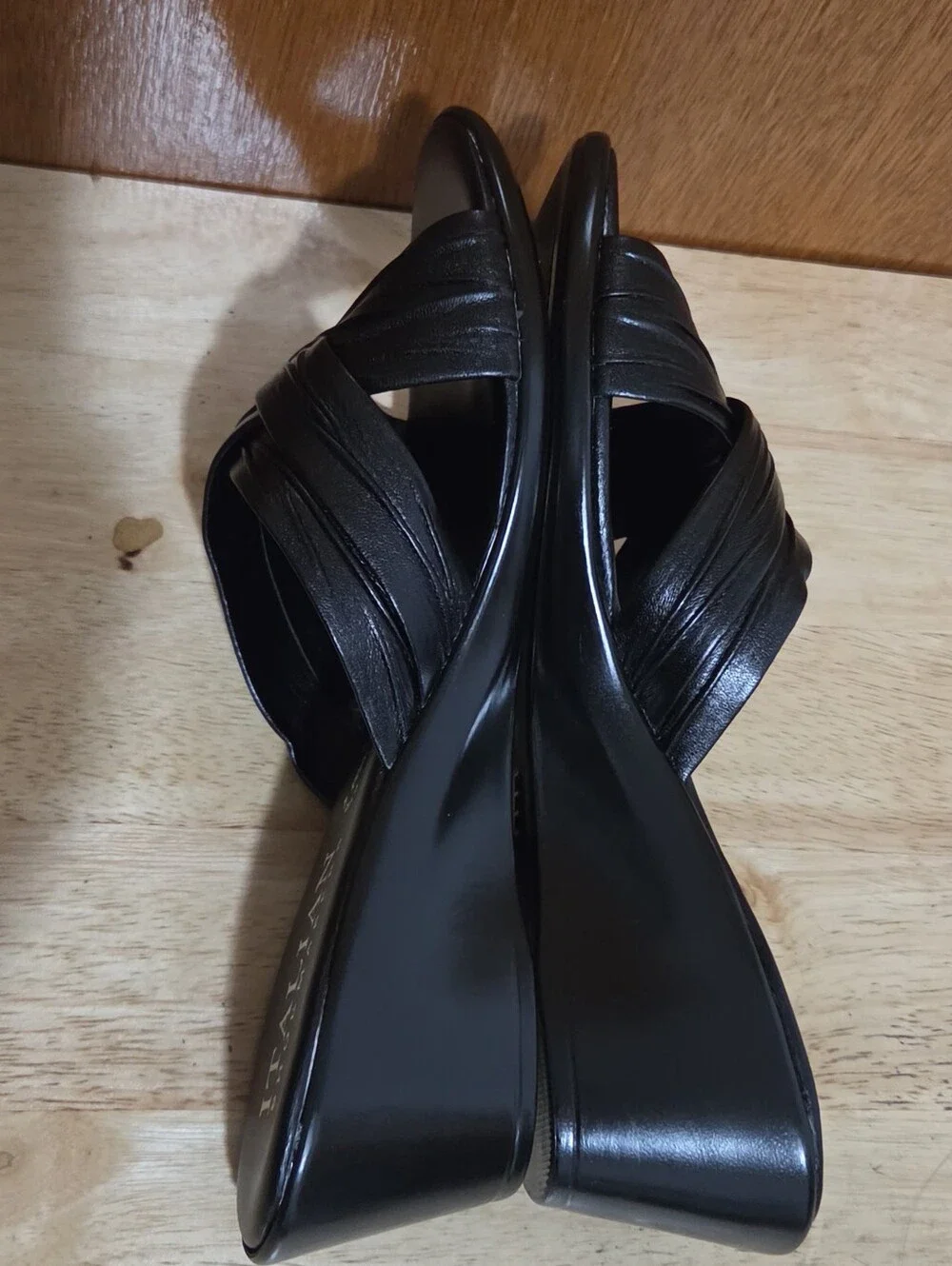 Italian Shoemakers stylish comfortable